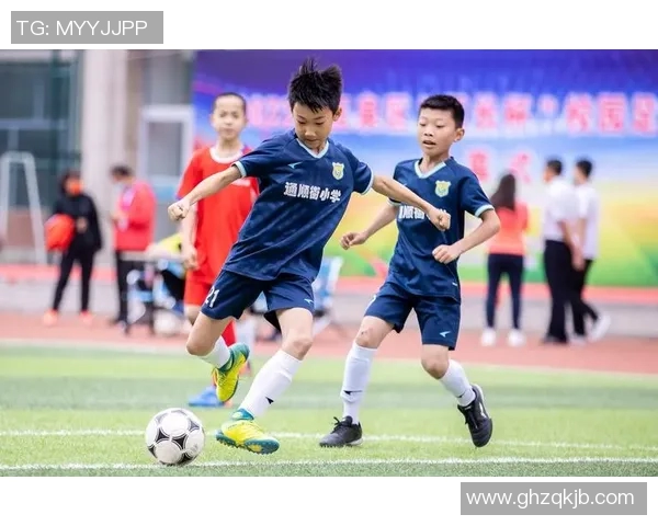 小儿麻痹症勇士如何在足球场上书写传奇人生